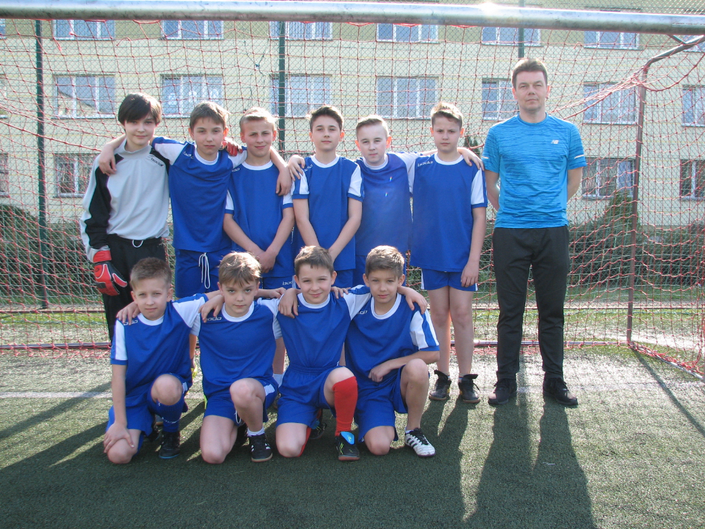 Koszuty piłkarskim Mistrzem Gminy FOTO