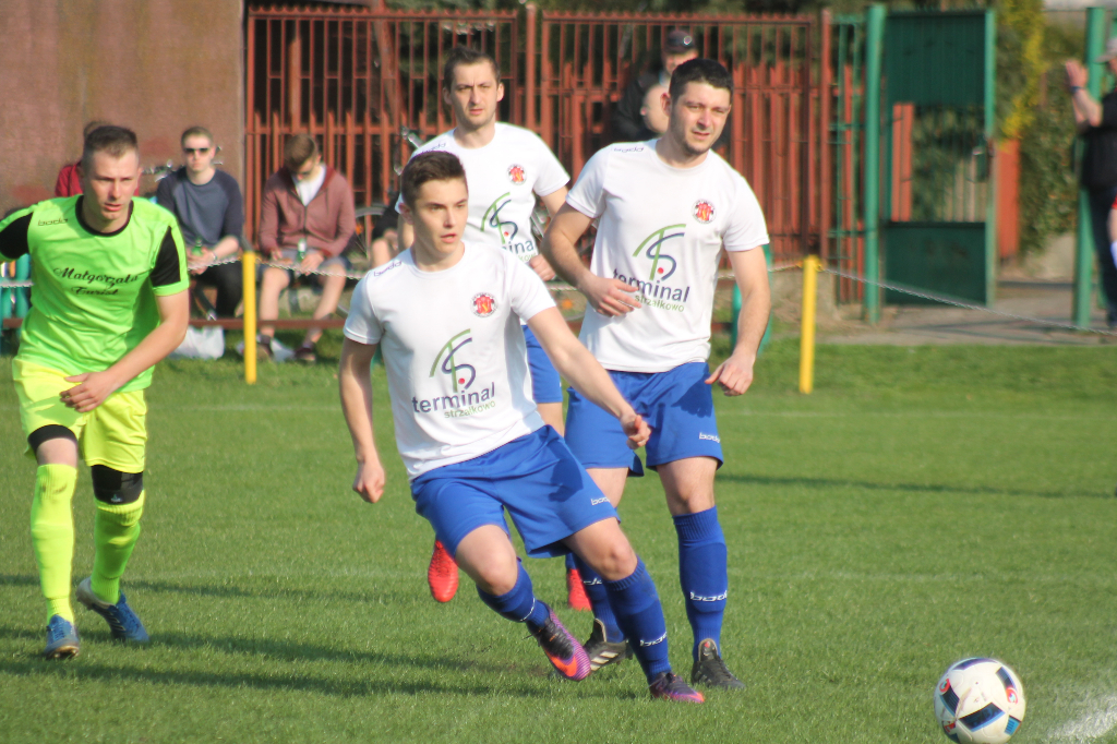 Sześć bramek, podział punktów FOTO