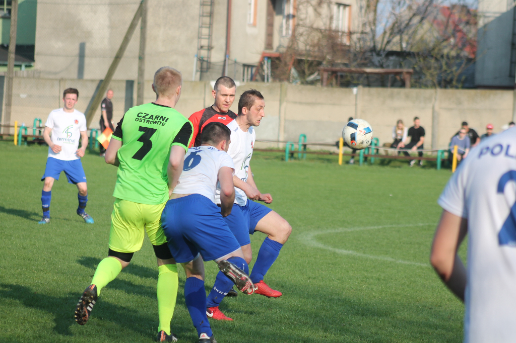 Sześć bramek, podział punktów FOTO