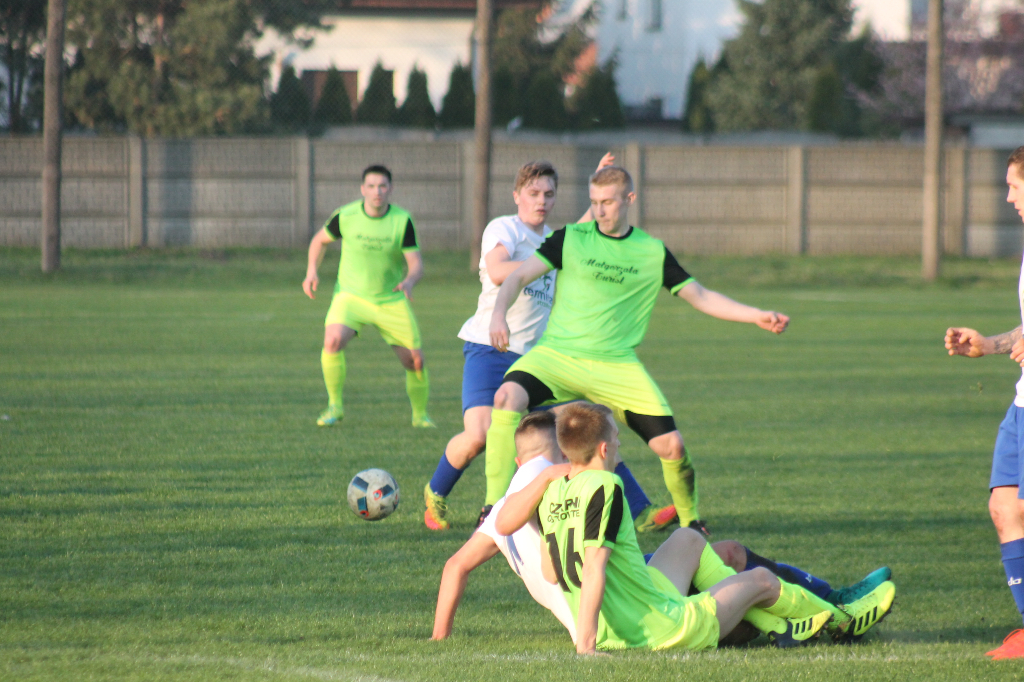 Sześć bramek, podział punktów FOTO