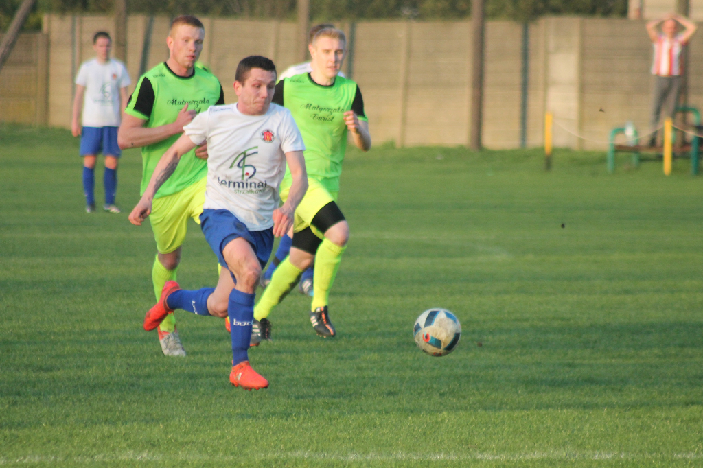 Sześć bramek, podział punktów FOTO