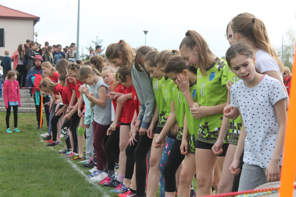 Przełajowe mistrzostwa powiatu ZDJĘCIA