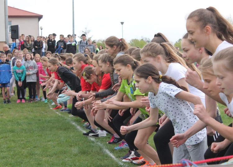 Przełajowe mistrzostwa powiatu ZDJĘCIA