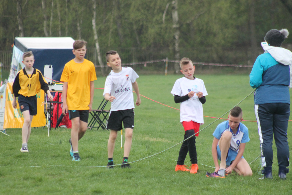 Przełajowe mistrzostwa powiatu ZDJĘCIA