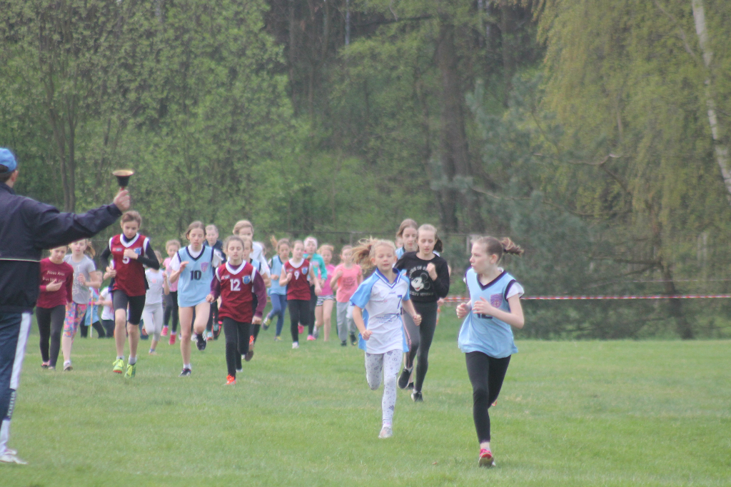 Przełajowe mistrzostwa powiatu ZDJĘCIA