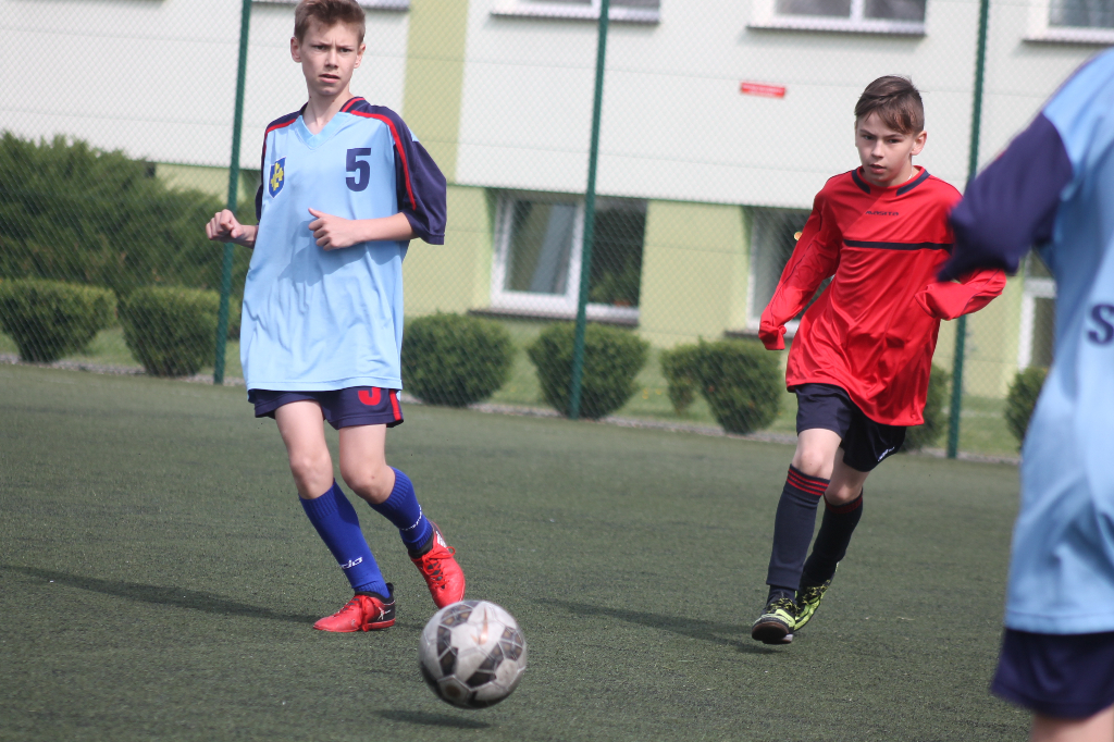 Trójka wygrywa powiatowy finał