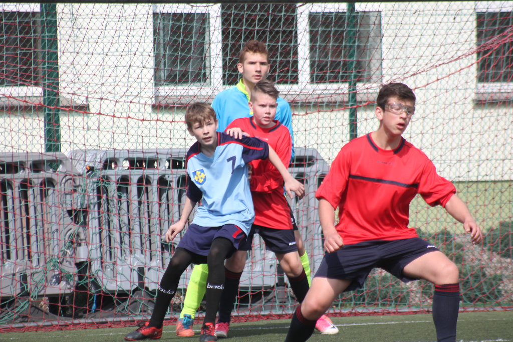 Trójka wygrywa powiatowy finał