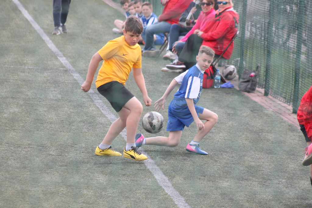 Trójka wygrywa powiatowy finał