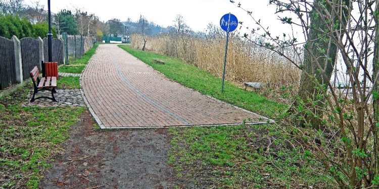 Kupią grunty do Dzikiej