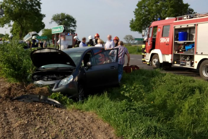 Wypadek w Sierniczu. Ucierpiało 7 osób