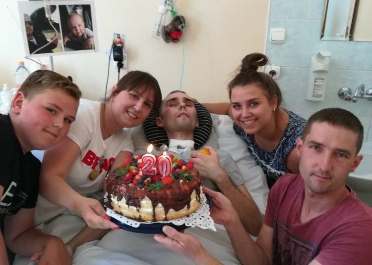 Uwięziony we własnym ciele. Walczy o powrót do zdrowia