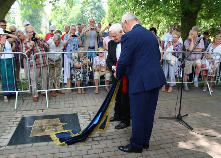 Honorowy obywatel Zagórowa w „Alei Sław Ciechocinka”