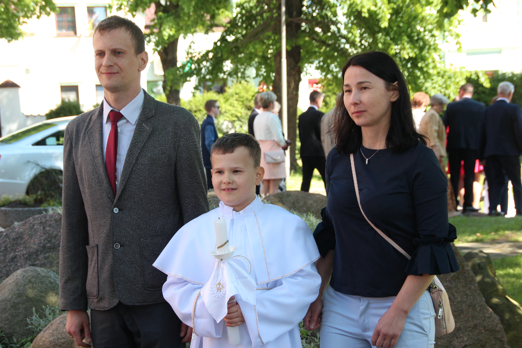 Komunia w Wawrzyńcu ZDJĘCIA