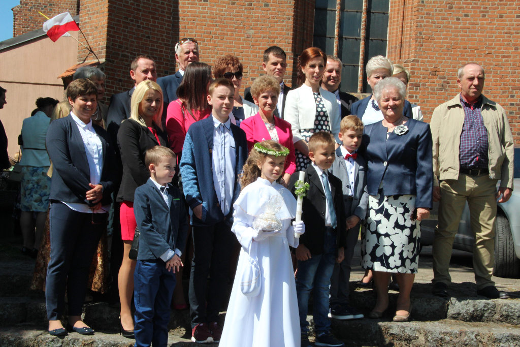 Komunia w Wawrzyńcu ZDJĘCIA
