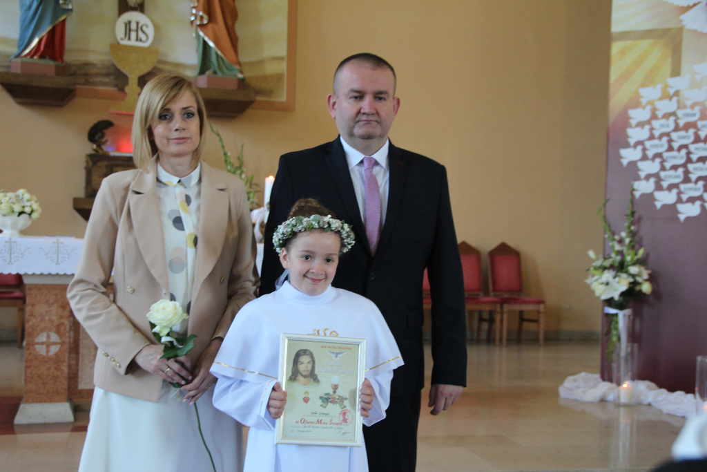 Komunia w Kozalu. Dziś świętuje III c ZDJĘCIA