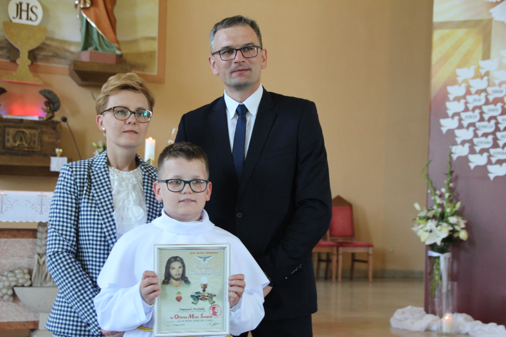 Komunia w Kozalu. Dziś świętuje III c ZDJĘCIA