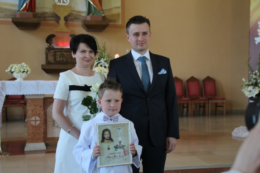 Komunia w Kozalu. Dziś świętuje III c ZDJĘCIA