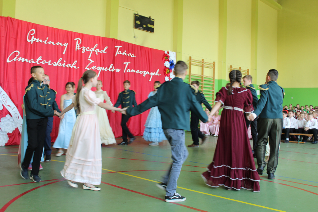 Przegląd Ludowych Zespołów Amatorskich w Cieninie