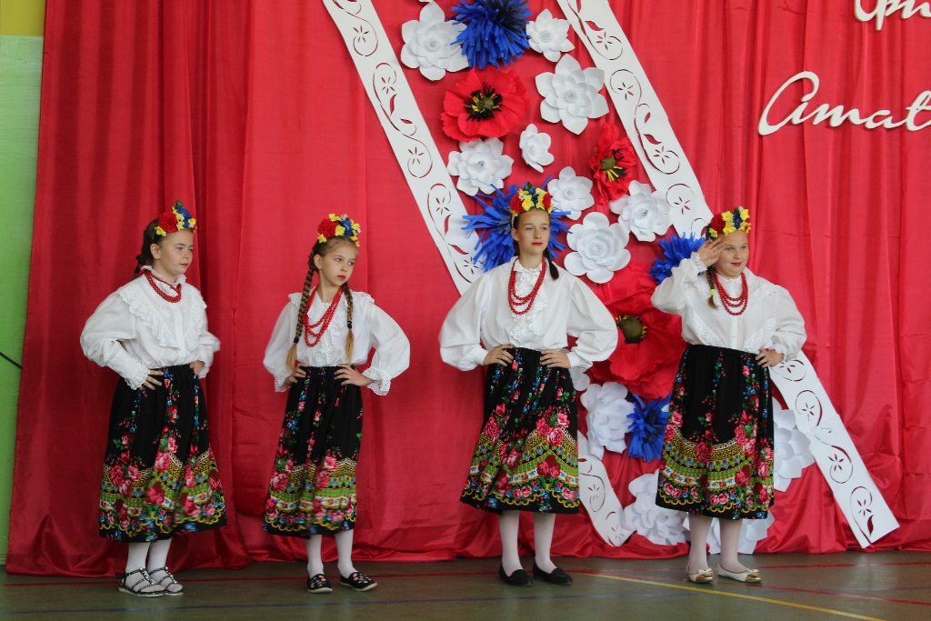 Przegląd Ludowych Zespołów Amatorskich w Cieninie