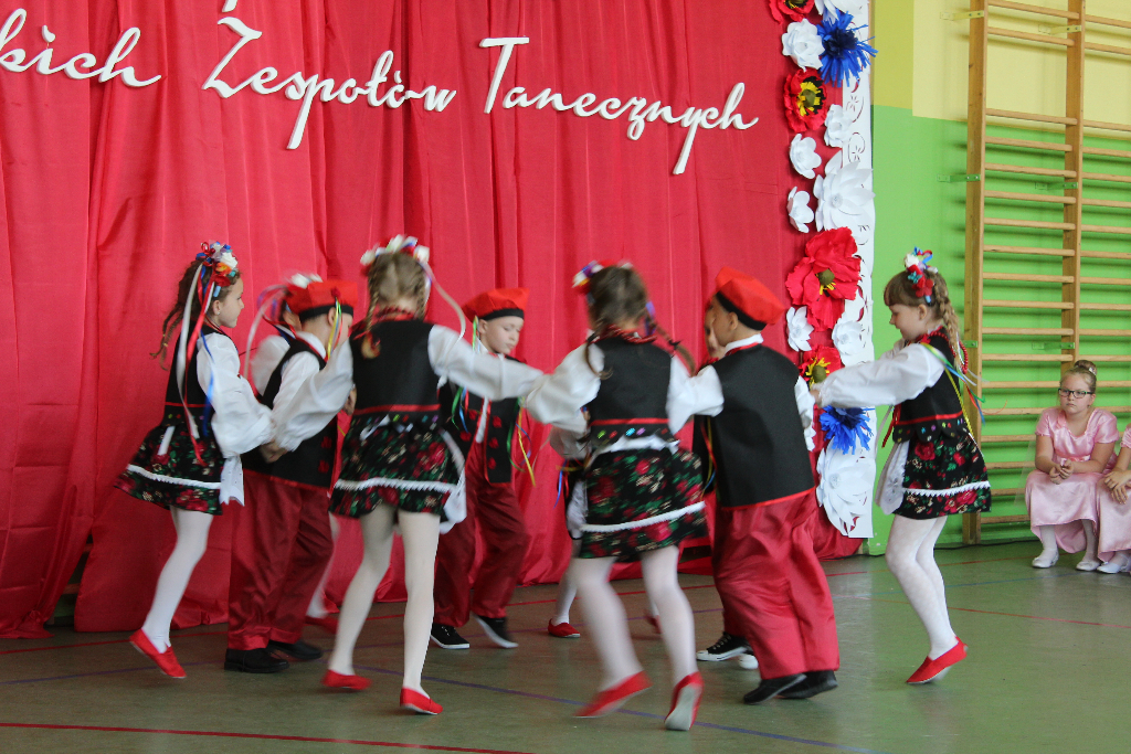 Przegląd Ludowych Zespołów Amatorskich w Cieninie