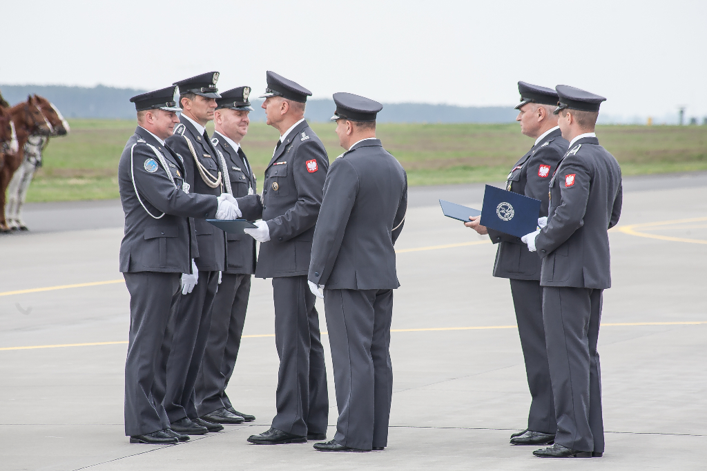 Święto na lotnisku. Zobacz zdjęcia