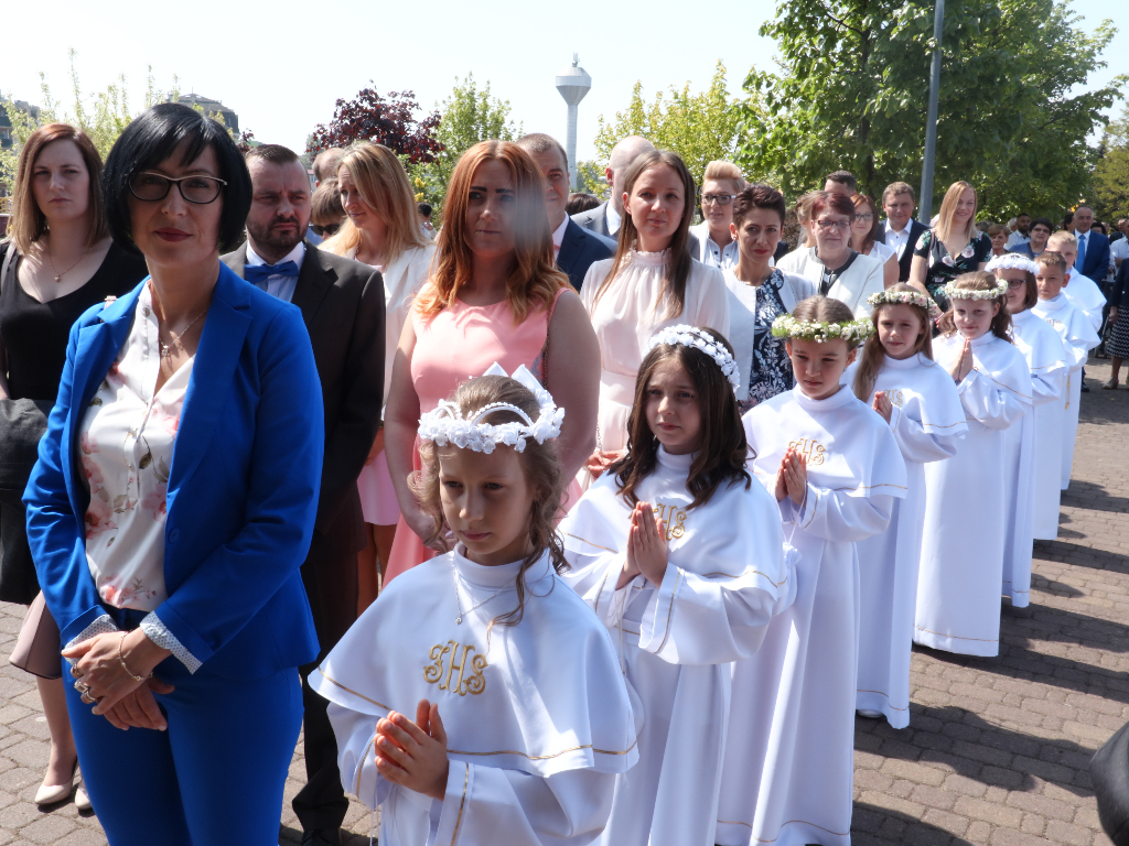 Komunia w Kozalu – klasa III f ZDJĘCIA