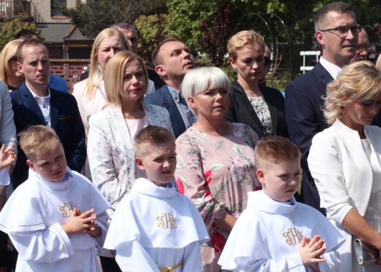 Komunia w Kozalu – klasa III f ZDJĘCIA