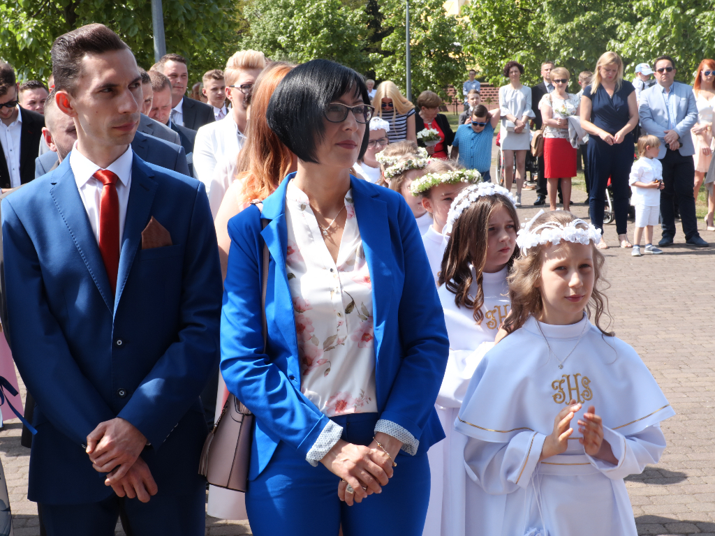 Komunia w Kozalu – klasa III f ZDJĘCIA