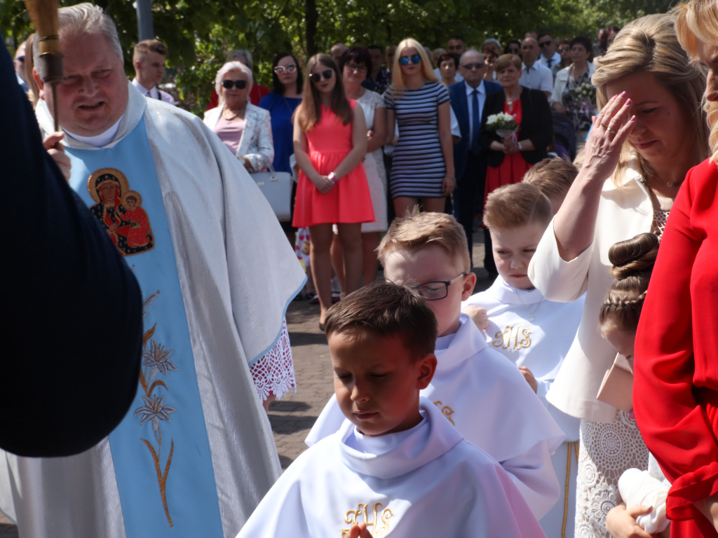 Komunia w Kozalu – klasa III f ZDJĘCIA