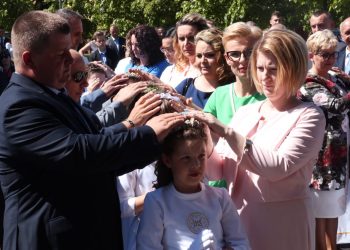 Komunia w Kozalu. Święto dzieci z III a FILM