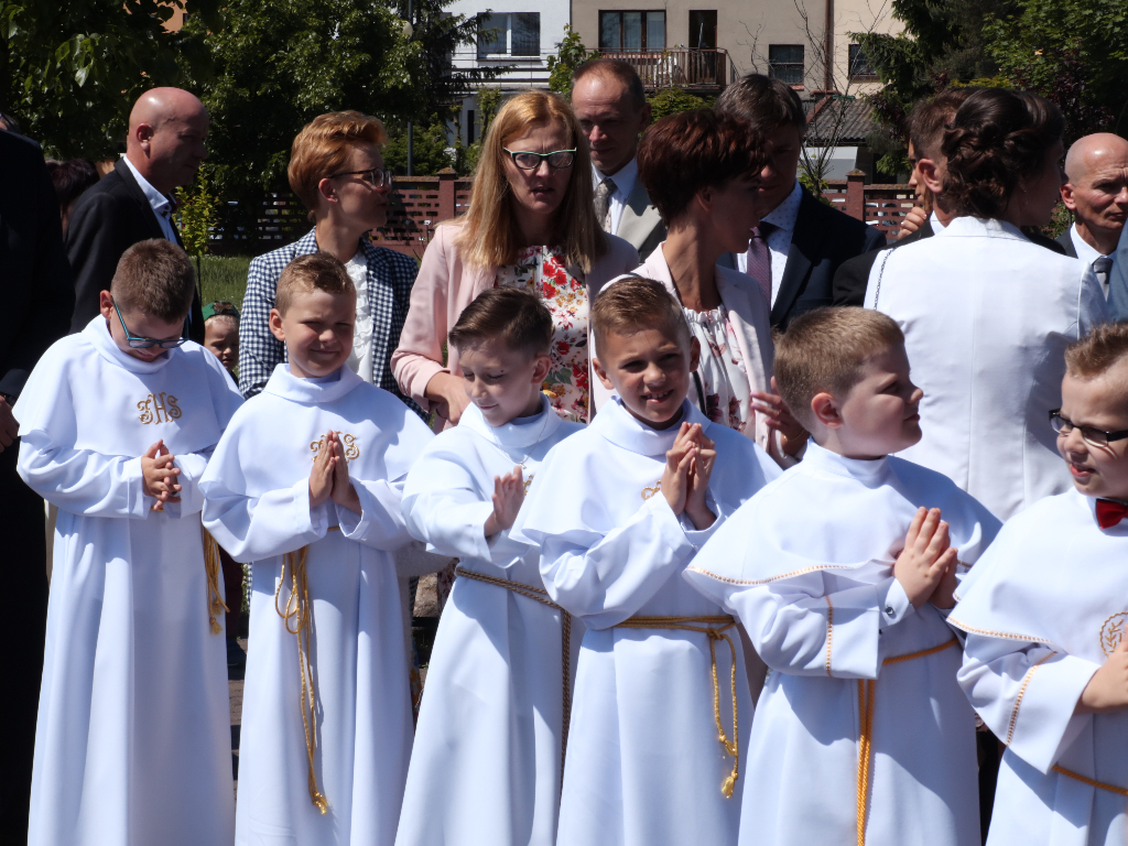 Komunia w Kozalu. Dziś świętuje III c ZDJĘCIA