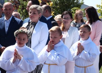 Komunia w Kozalu. Dziś świętuje III c ZDJĘCIA