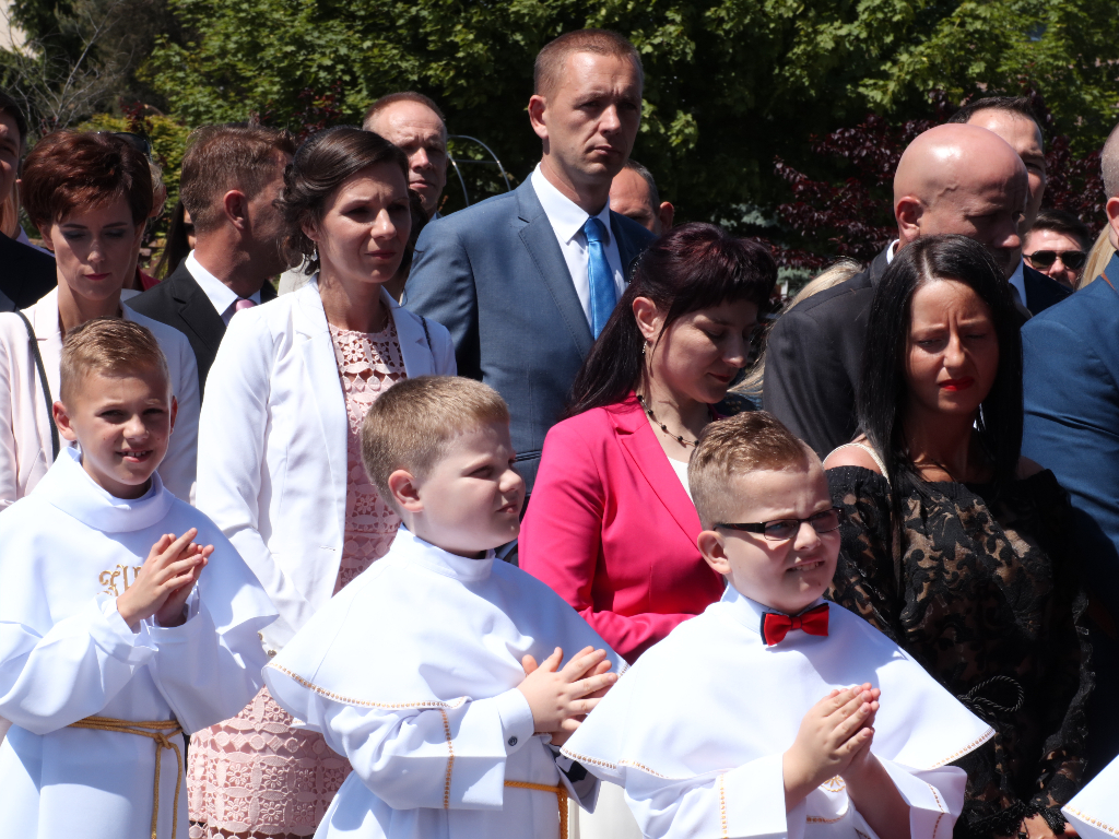 Komunia w Kozalu. Dziś świętuje III c ZDJĘCIA