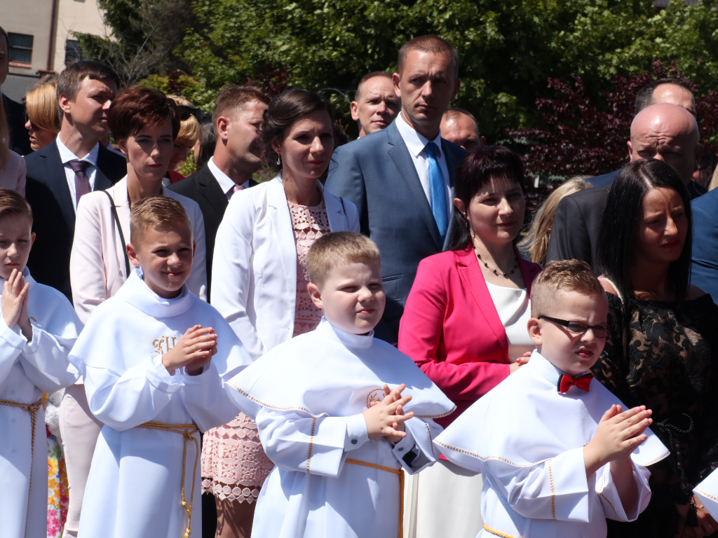 Komunia w Kozalu. Dziś świętuje III c ZDJĘCIA