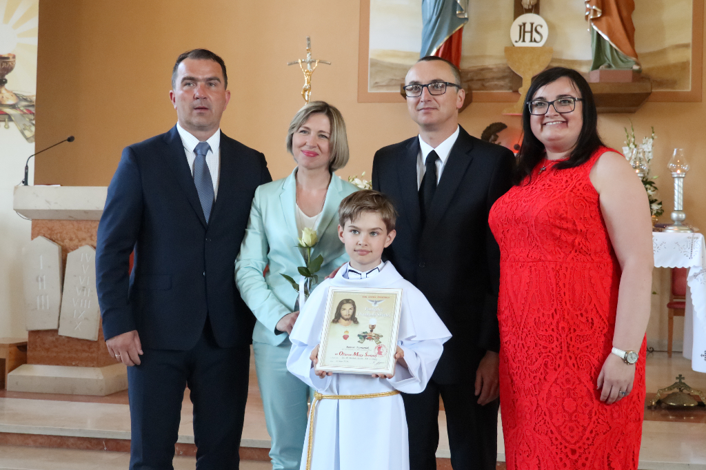 Komunia w Kozalu. Klasa III d ZDJĘCIA