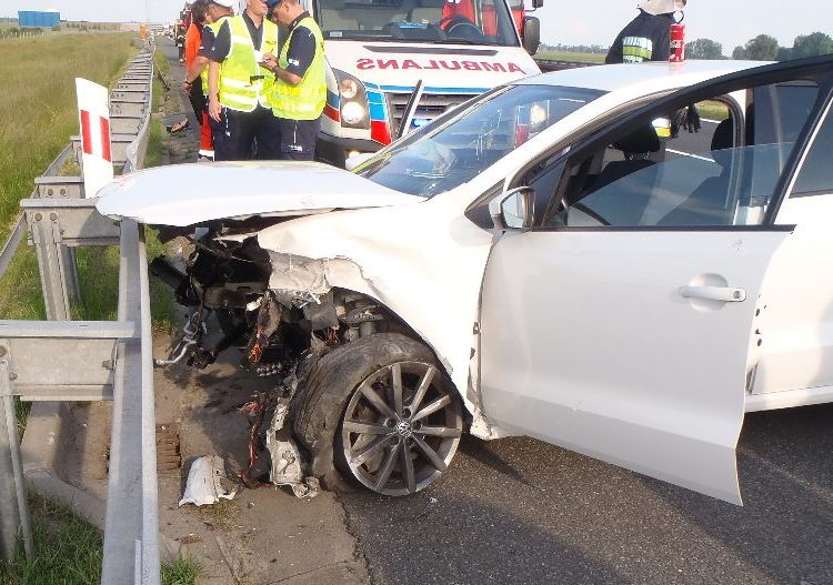 Pijany spowodował wypadek na A2