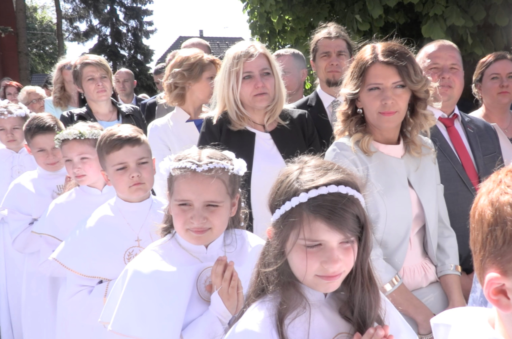 Komunia w Wawrzyńcu ZDJĘCIA