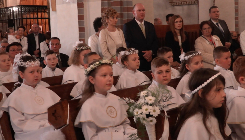 Komunia w Wawrzyńcu ZDJĘCIA