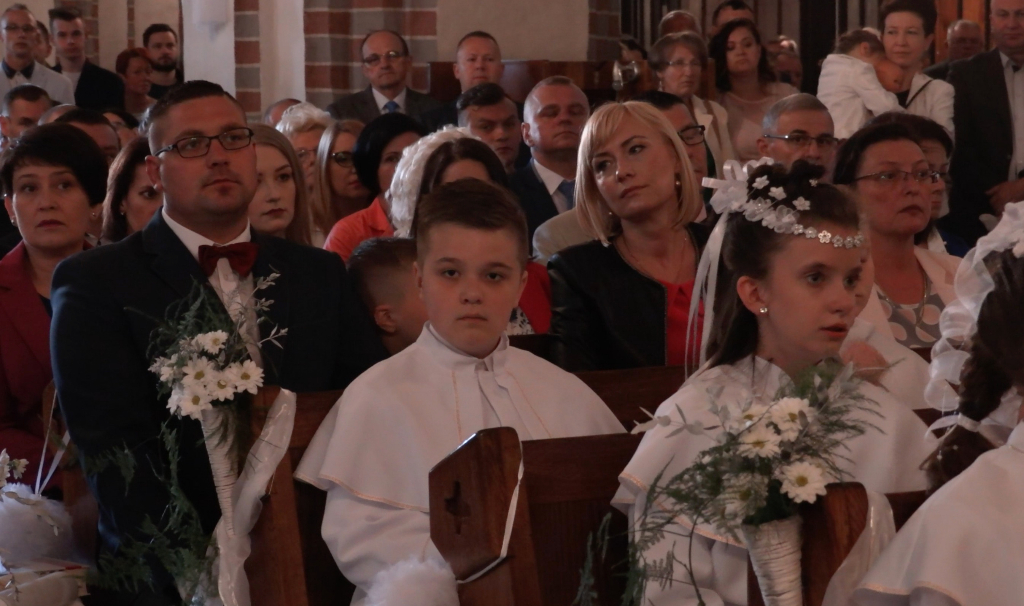 Komunia w Wawrzyńcu ZDJĘCIA