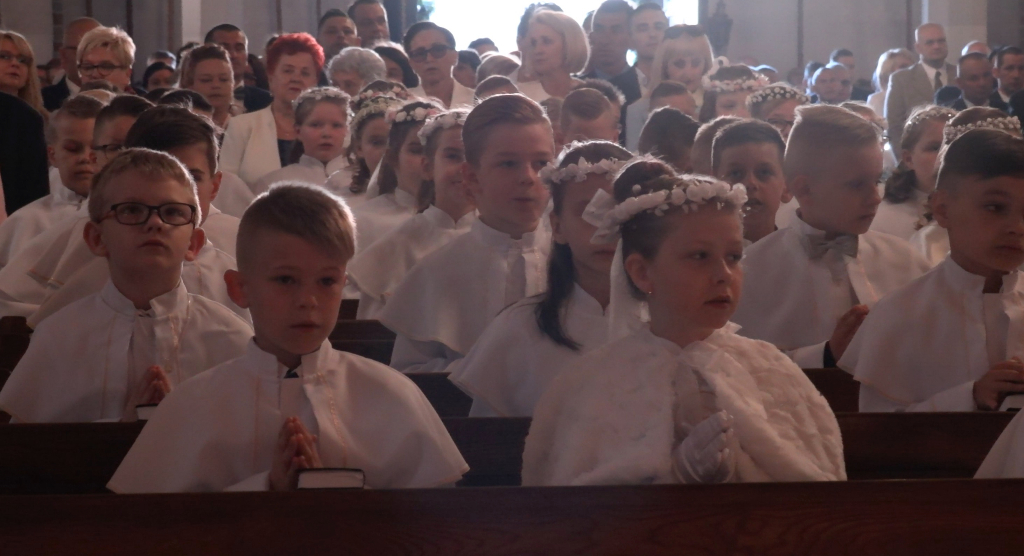 Komunia w Wawrzyńcu ZDJĘCIA