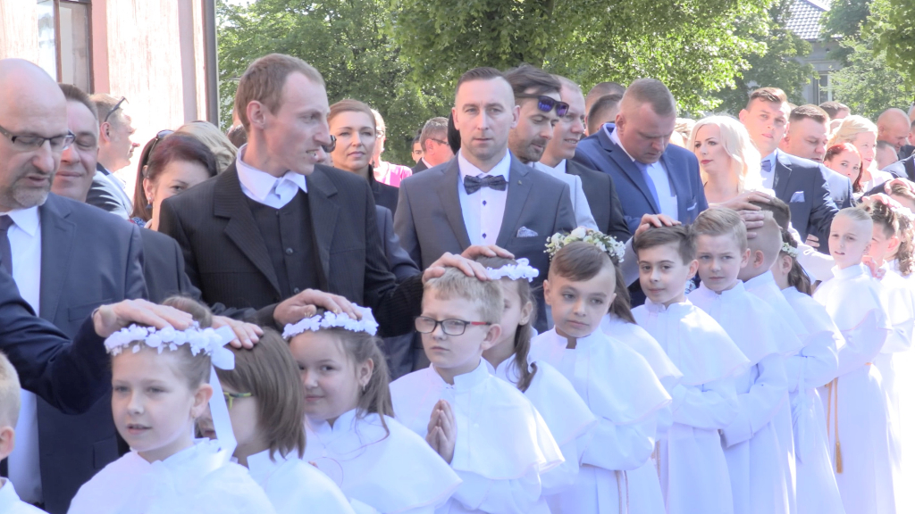 Komunia w Wawrzyńcu ZDJĘCIA