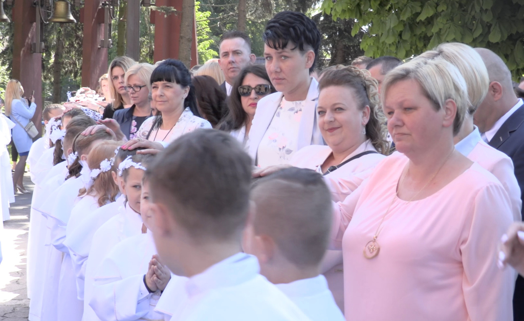 Komunia w Wawrzyńcu ZDJĘCIA