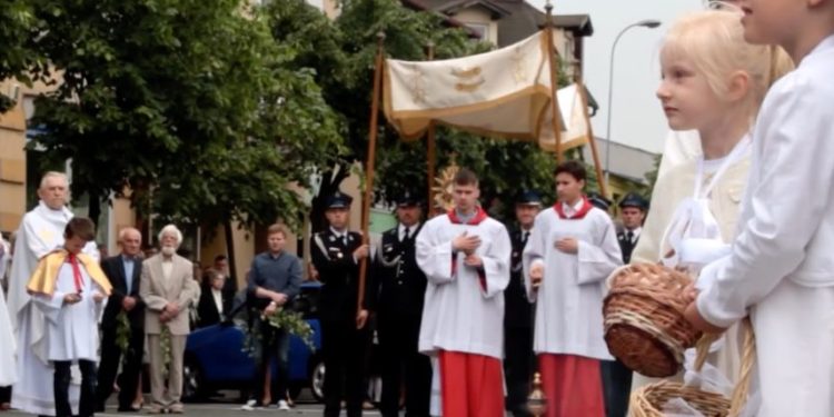 Jutro Boże Ciało. O której przejdą procesje?