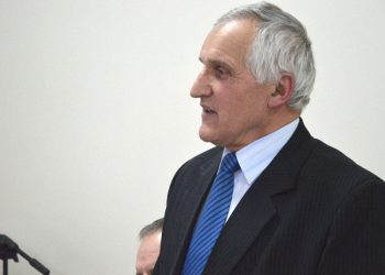 Radny Franciszek Bosacki walczy o tablicę