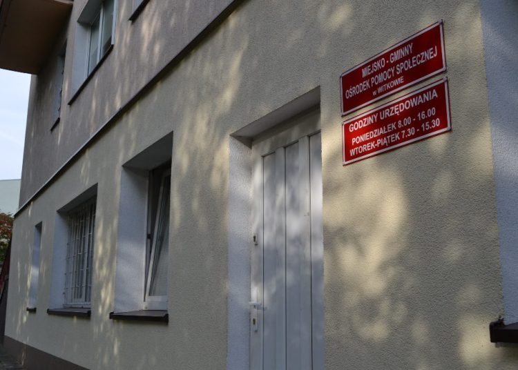 Kierownik „opieki” przerażony siedzibą