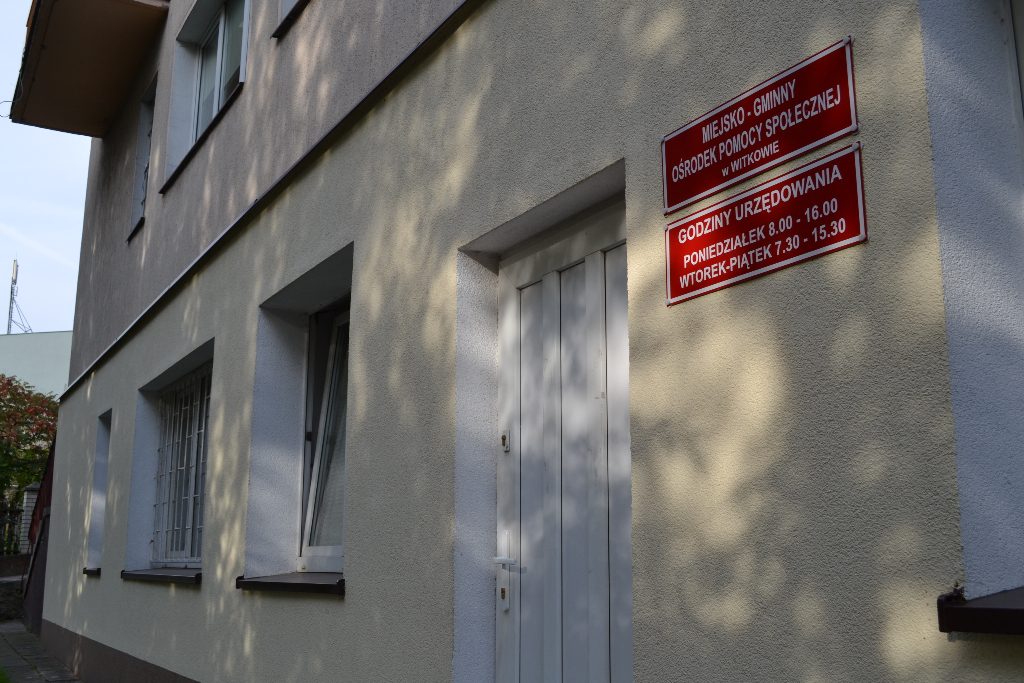 Kierownik „opieki” przerażony siedzibą