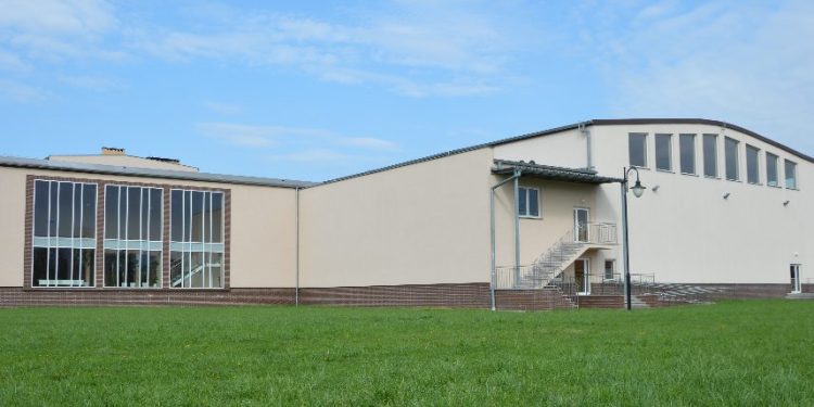 Basen ląduje w koszu. Dlaczego?