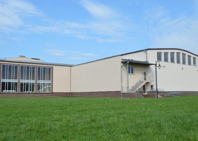 Basen ląduje w koszu. Dlaczego?