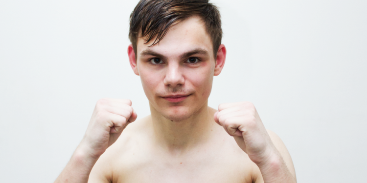 Mikołaj zadebiutuje w klatce