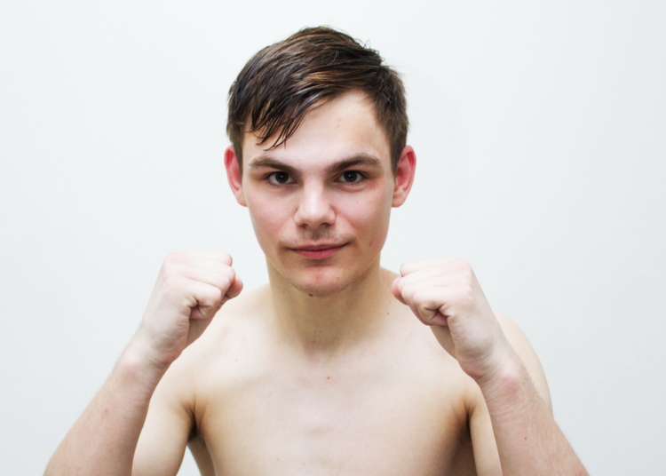 Mikołaj zadebiutuje w klatce